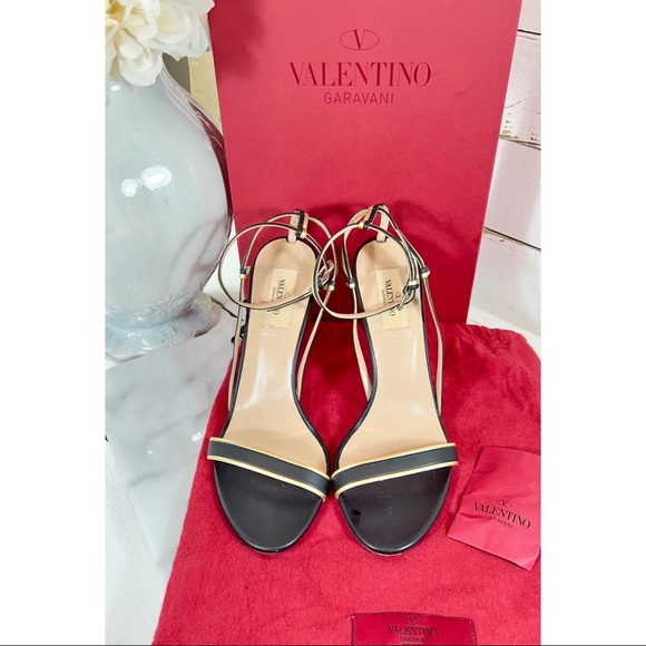 Valentino Garavani Black Leather Strappy Stiletto Sandals - Picture 3 of 8